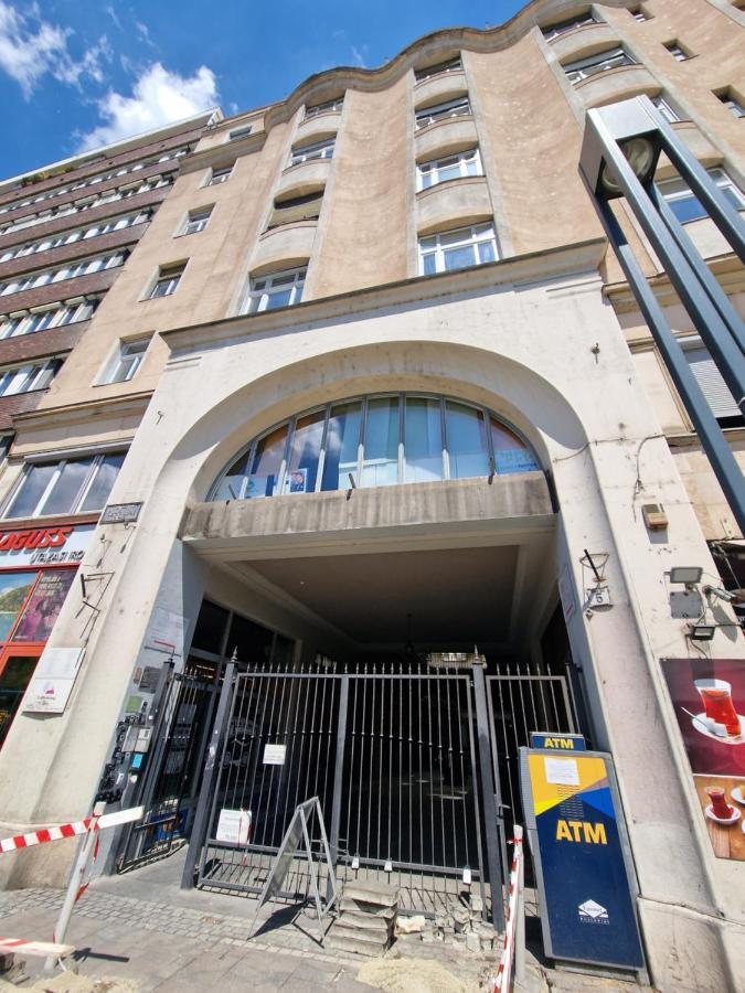 Central Point בודפשט מראה חיצוני תמונה